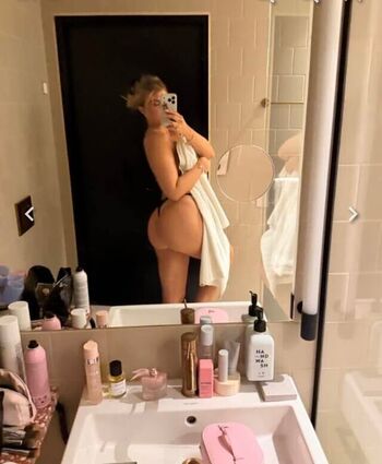 Full leaked Hannah bystrom private onlyfans photo