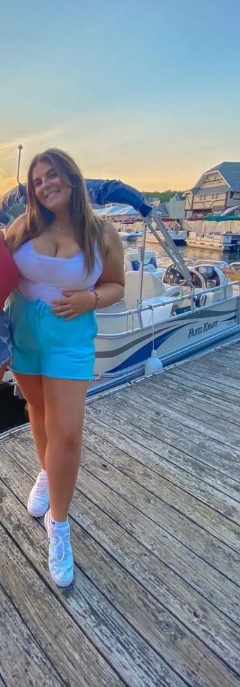 Full leaked Hannah c page private onlyfans photo