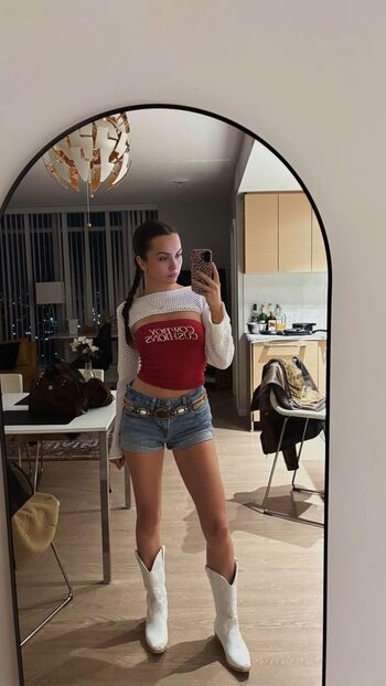 Full leaked Hannah cheramy private photo