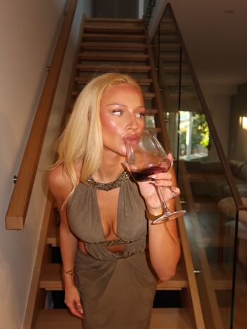 Full leaked Hannah crampton private photo