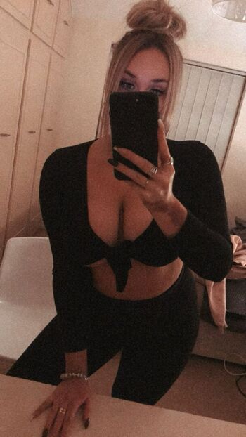 Full leaked Hannah from burnley private photo