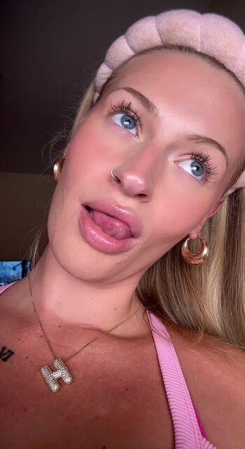 Full leaked Hannah grace page private photo