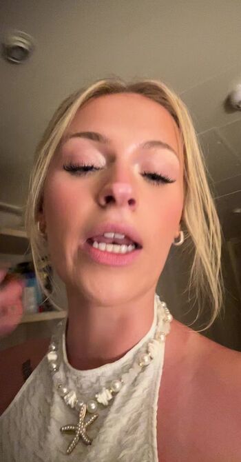 Full leaked Hannah grace private photo