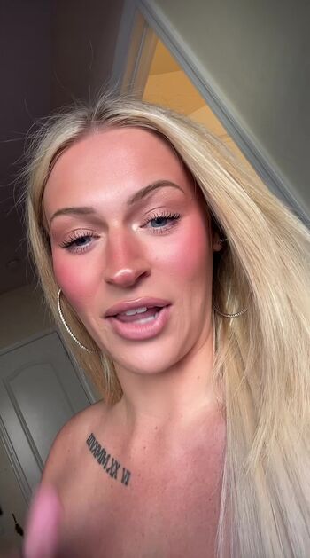 Full leaked Hannah grace private photo