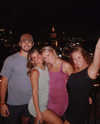 Full leaked Hannah schlenker page private onlyfans photo