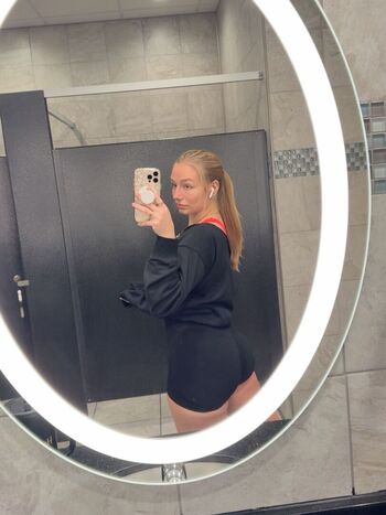 Full leaked Hannah woods private onlyfans photo