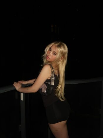 Full leaked Hannahkae private photo