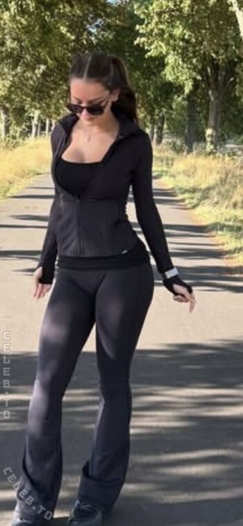 Full leaked Hannahluisienne private photo