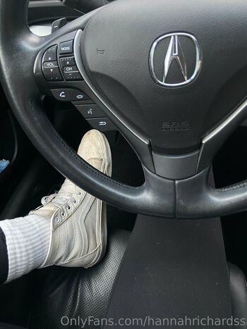 Full leaked Hannahrichardss private onlyfans photo