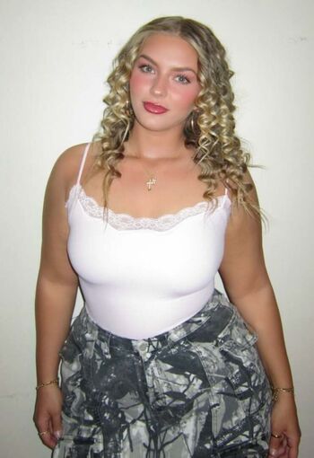 Full leaked Hannahsisak private photo