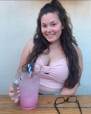 Full leaked Hannahsnoopy private photo