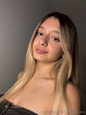 Full leaked Hannasimons private onlyfans photo