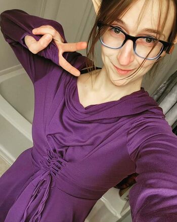 Full leaked Happygoluckytgirl private onlyfans photo