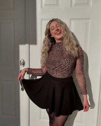 Full leaked Happyhappygal page private photo