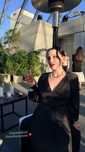 Full leaked Harley quinn smith private photo