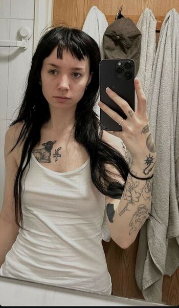 Full leaked Haropones private photo