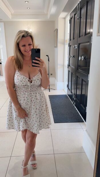 Full leaked Harrietswanfree private photo