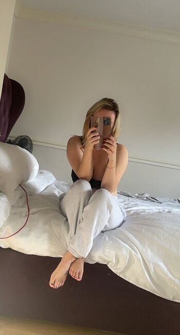 Full leaked Harrietswanfree private photo