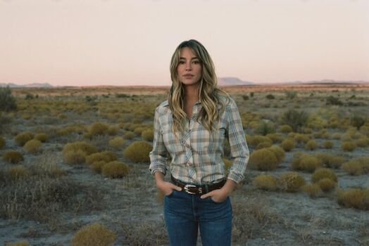 Full leaked Hassie harrison private photo