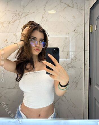 Full leaked Hastijuneee private onlyfans photo