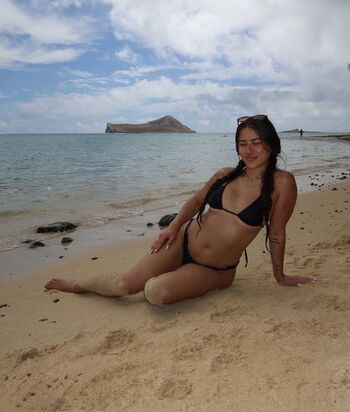 Full leaked Hawaii baddies private photo