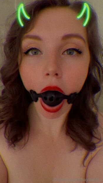 Full leaked Hayleelove private photo