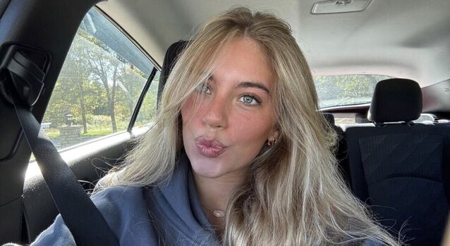 Full leaked Hayleighbowling private onlyfans photo