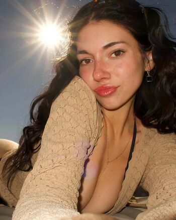 Full leaked Hayley benson private photo