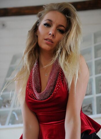 Full leaked Hayley marie coppin private photo