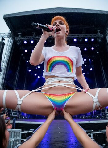 Full leaked Hayley williams page private photo