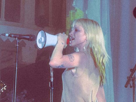 Full leaked Hayley williams private photo
