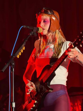 Full leaked Hayley williams page private photo