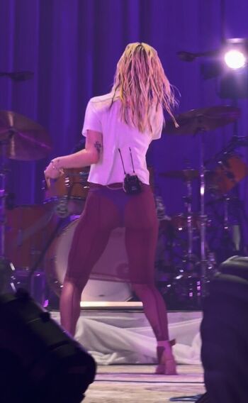 Full leaked Hayley williams page private photo