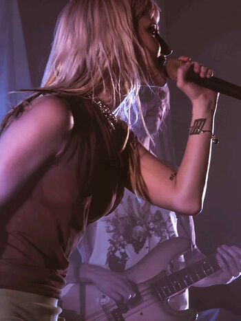 Full leaked Hayley williams page private photo