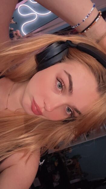 Full leaked Haymartinn page private onlyfans photo