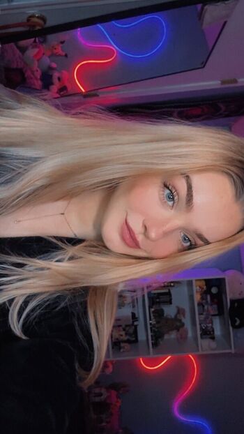 Full leaked Haymartinn page private onlyfans photo