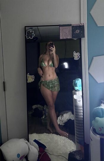Full leaked Haymartinn page private photo