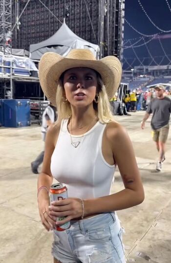 Full leaked Haywelch private onlyfans photo