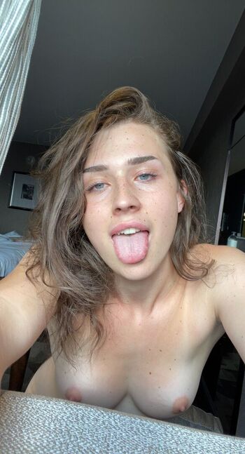 Full leaked Hazellush private photo