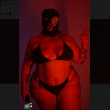 Full leaked Hazeyhips private photo
