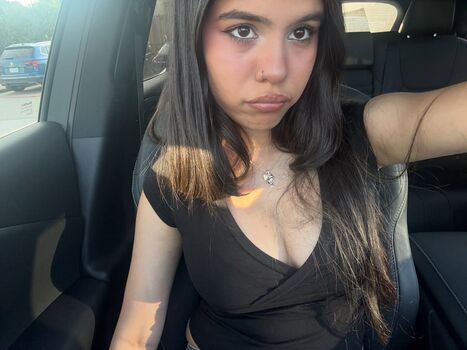 Full leaked Headphoneemoji private photo