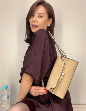 Full leaked Hee a private photo