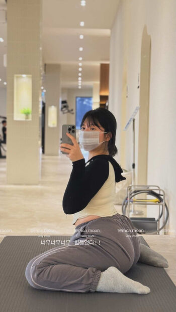 Full leaked Heeheemoon page private onlyfans photo