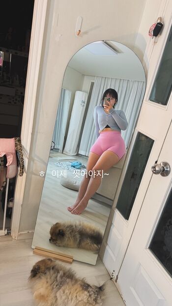 Full leaked Heeheemoon private onlyfans photo