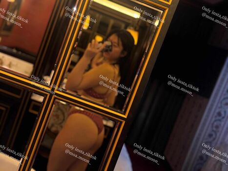 Full leaked Heeheemoon private photo