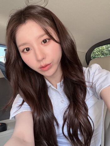 Full leaked Heejin page private photo