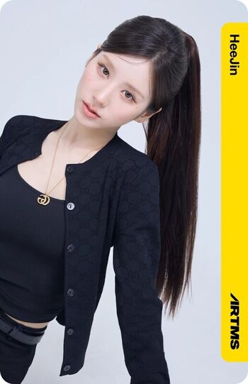 Full leaked Heejin page private photo