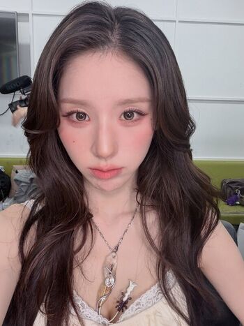 Full leaked Heejin private photo