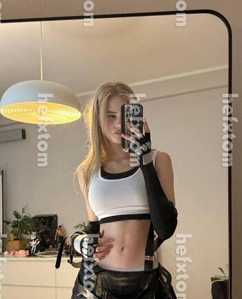 Full leaked Hefxtom private onlyfans photo