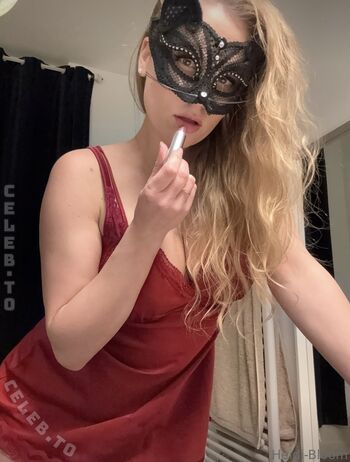 Full leaked Heidi austria page private photo